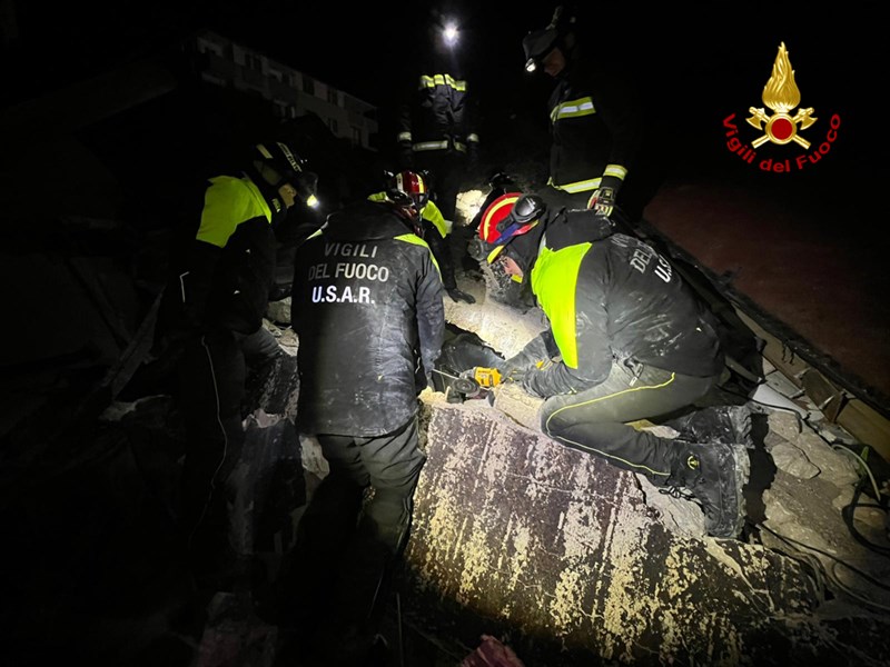 I Vigli del Fuoco in azione in Turchia.