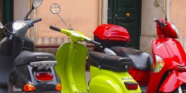 ladro di scooter