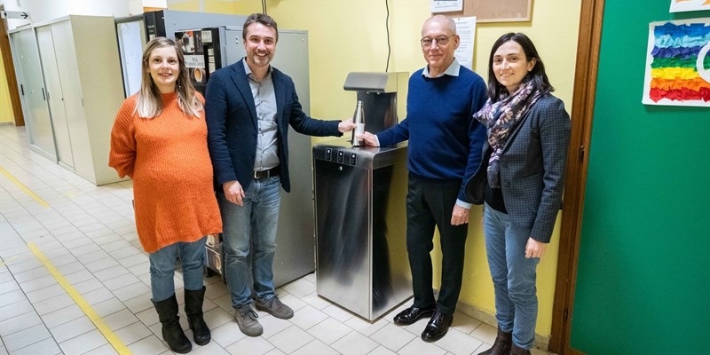 Uno dei fontanelli regalati