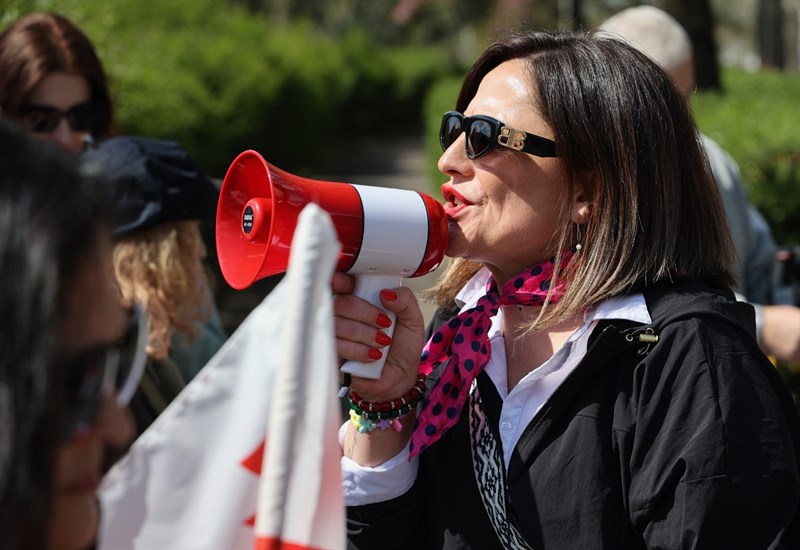 Sit-in davanti alla Chiesa Russa di Firenze