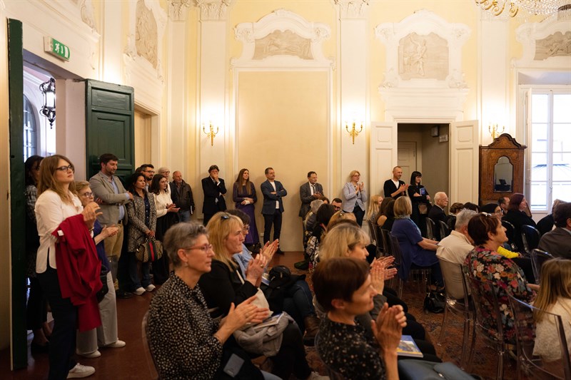 Libro ""Diario di una Ucraina"",""Niccolò Bacchetti Astore