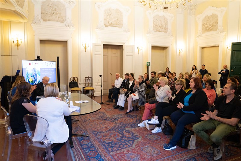 Libro ""Diario di una Ucraina"",""Niccolò Bacchetti Astore
