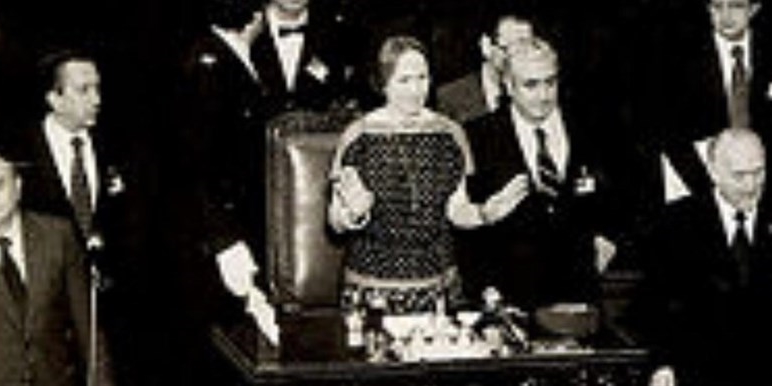 1979 - Nilde Jotti è la prima donna a ricevere un'alta carica dello Stato.