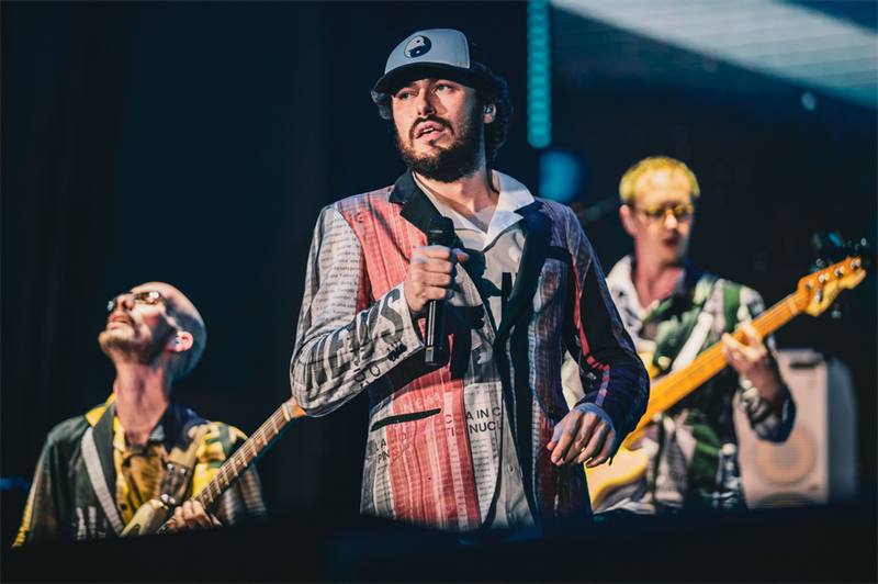 I Pinguini Tattici Nucleari in tour