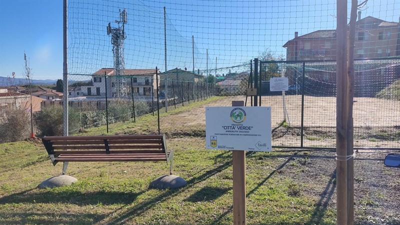 La cerimonia dell'intitolazione del campetto