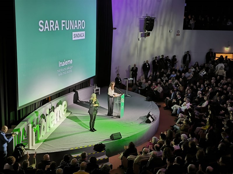 il palazzo dei Congressi per Sara Funaro
