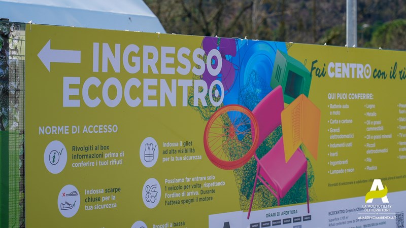 L'ingresso all'ecocentro