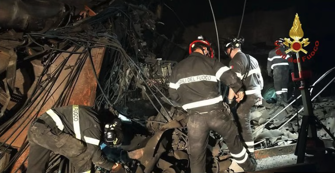 Il lavoro dei Vigili del Fuoco a Suviana