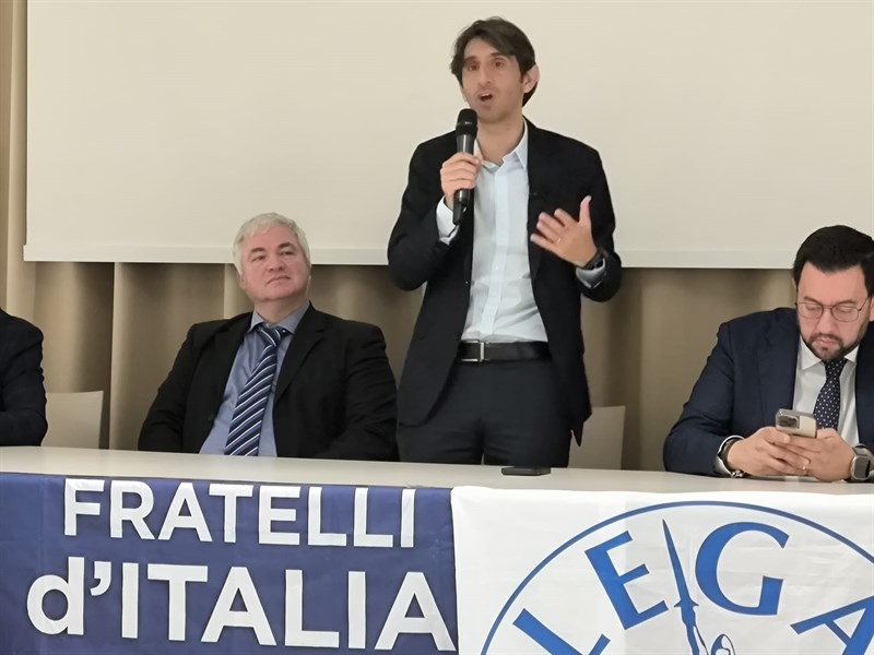 l'onorevole Giovanni Donzelli