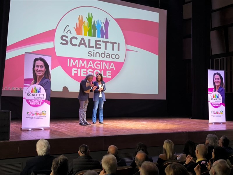 Cristina Scaletti e il presentatore della serata Gaetano Gennai