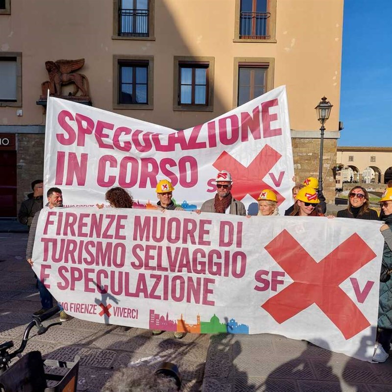 Il flash mob di ""Salviamo Firenze"",""Salviamo Firenze