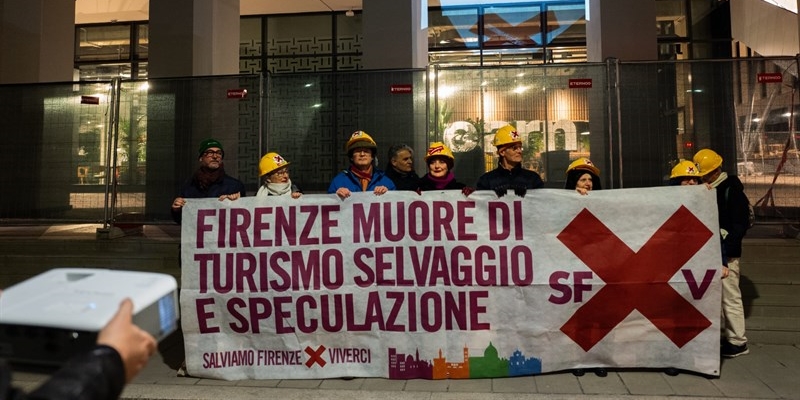 Un momento del blitz della scorsa notte