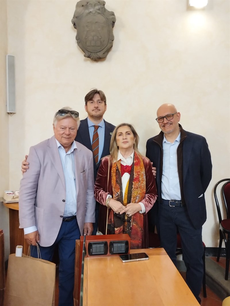 Gli ospiti e il sindaco Ciappi