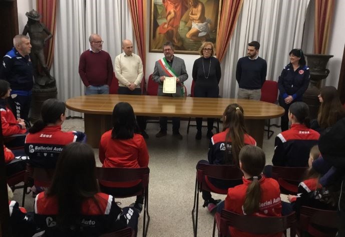 La premiazione in comune della Soms