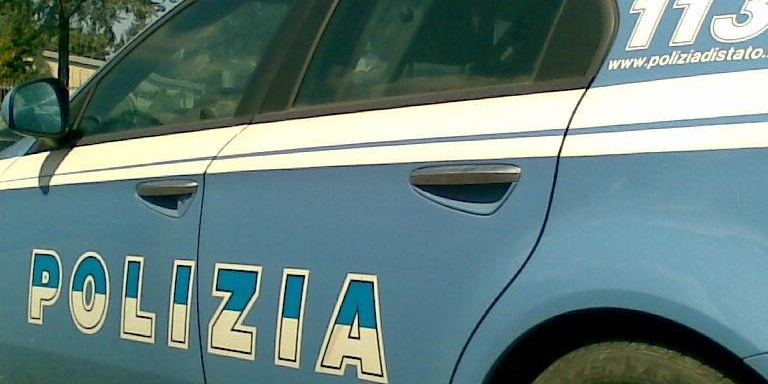 Due chili di droga in casa. La polizia arresta 35enne a Firenzuola