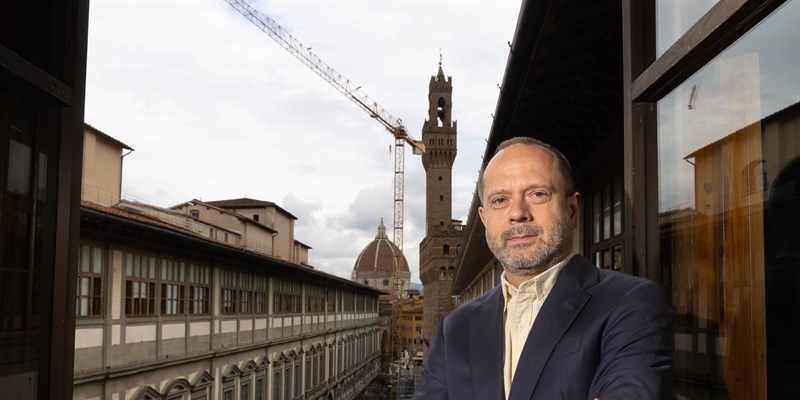 il direttore Verde e la gru