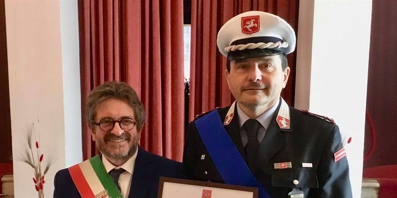 Il sindaco Fossi col comandante Caciolli