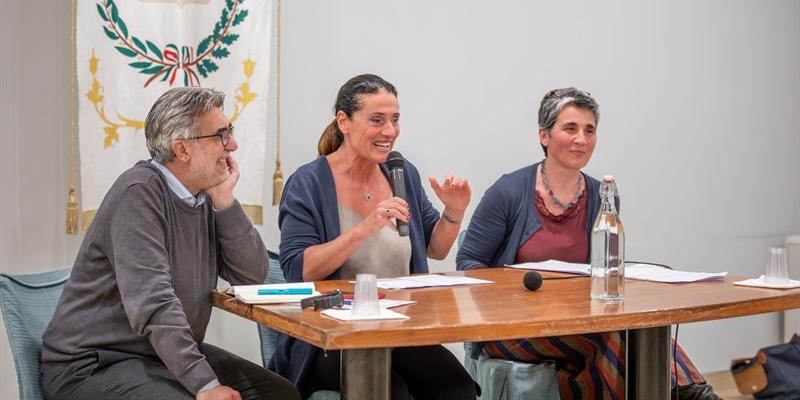 da sx Paolo Verri sindaco Scaletti e Silvia Borsotti del Comune di Fiesole