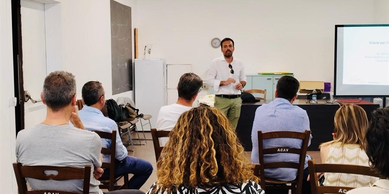 Andrea Tagliaferri e sala_Accendiamo