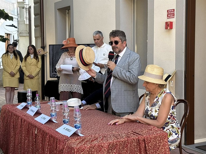La presentazione de ""Il filo d'oro di Signa"",""comune di Signa