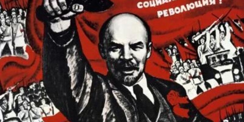 1917 - Inizia la rivoluzione d'ottobre (108 anni fa)