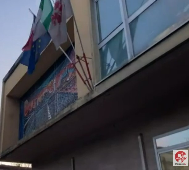 Incendio al liceo da Vinci MET