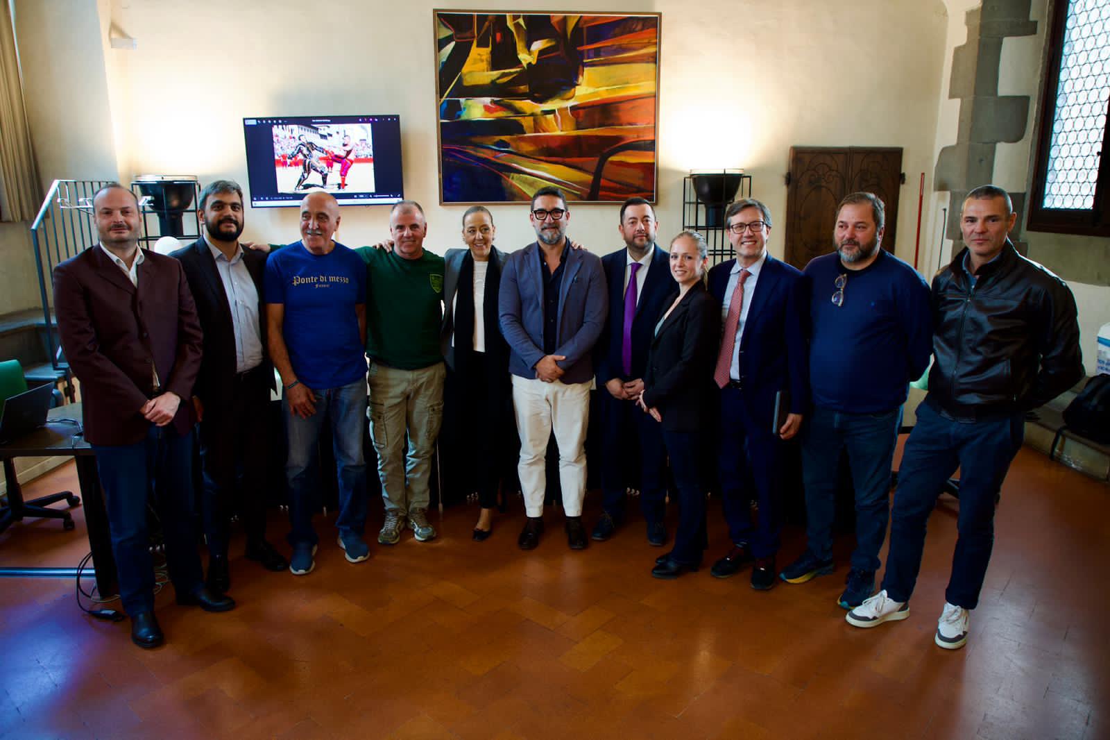 02 Dario Nardella e Francesco Torselli con Funaro, Perini, Guccione, Pierguidi, Draghi ed i presidenti delle quattro squadre