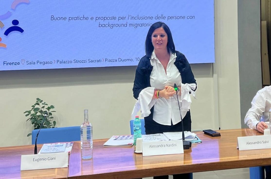 La presentazione del Rapporto Immagrazione e del percorso per la costruzione del Libro Bianco, con l'assessora Nardini